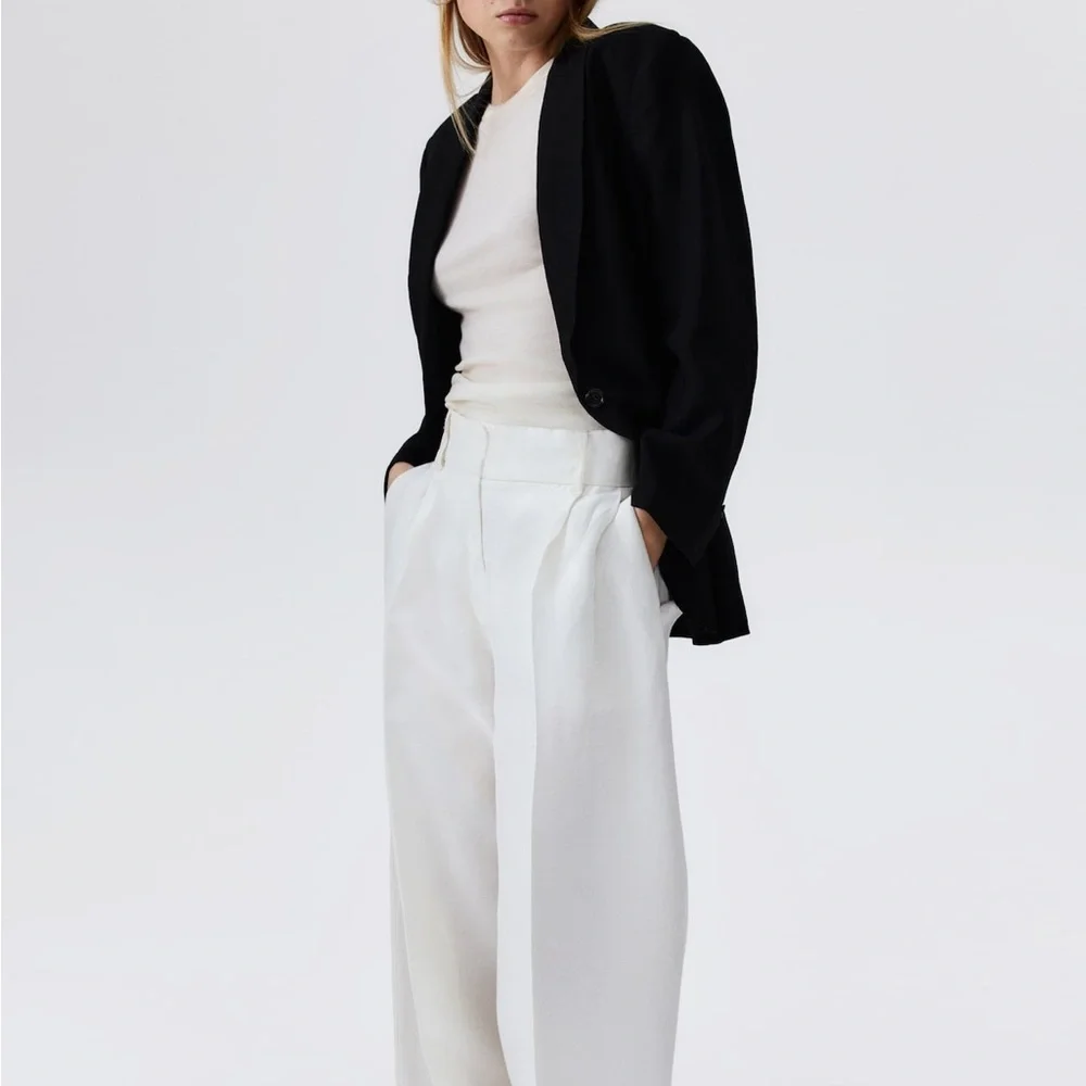 H&M Linen Blend Blazer- Lightweight Casual Workwear - Picture 3 of 10